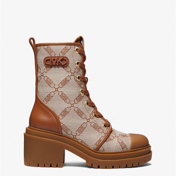 $106 NWT MICHAEL KORS Natural/Luggage Signature Boot - Picture 1 of 10
